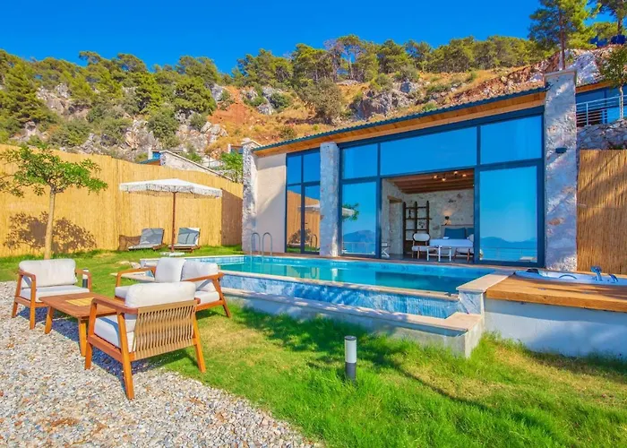 Villa La Luna Faralya 09